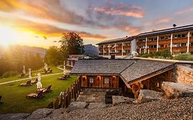 Alm-&Wellnesshotel Alpenhof